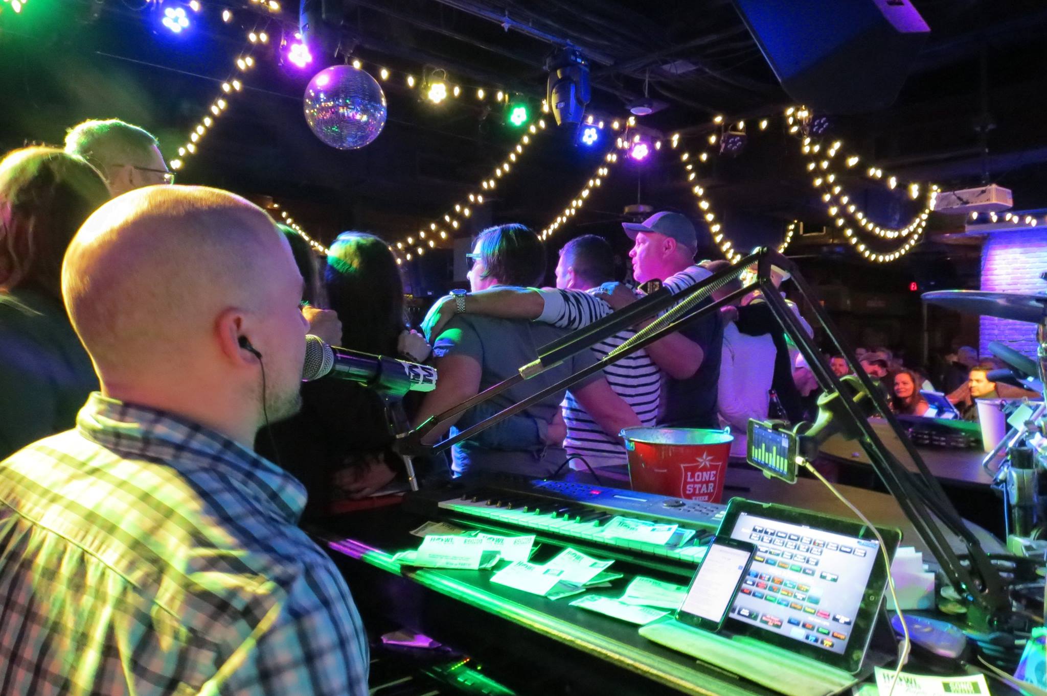 best-songs-about-texas-corporate-entertainment-dueling-pianos